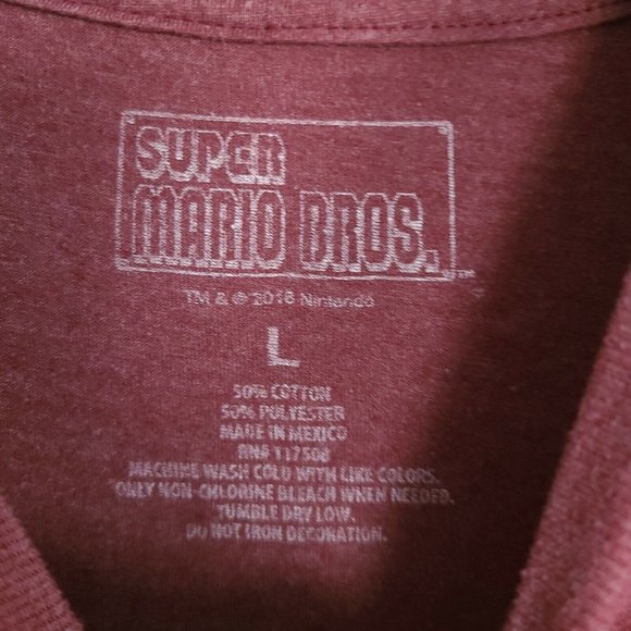 Super Mario Bros Graphic T-Shirt Mens Large Kickin' It Old School Short Sleeve - Picture 2 of 3